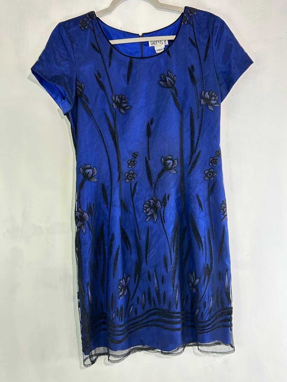Vintage Taurus II Floral Embroidered Sheer Overlay Dress Size 8 Petite Made USA